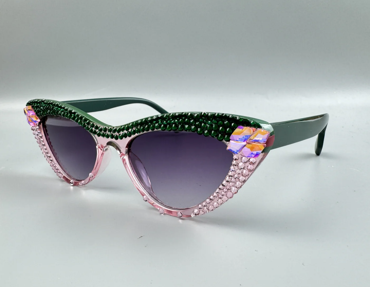 HANDMADE RHINESTONE CAT EYE SUNGLASSES G0512