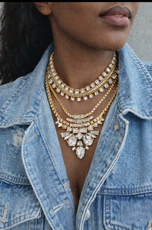 Antique Stone Embellished Statement Necklace_Gold