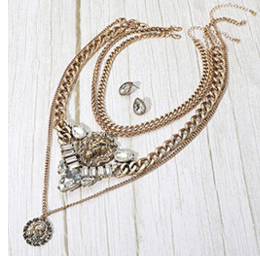 4PCS - Antique Bold Black Metal Lion Pendant  Multi Layered  Bohemian Vintage