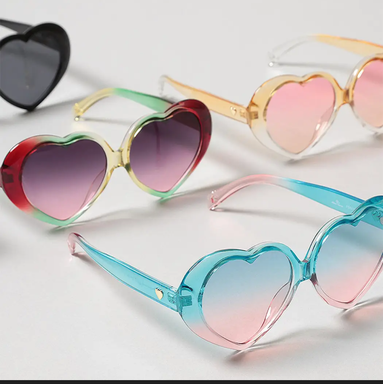 Flossy Lovely Heart Sunglasses